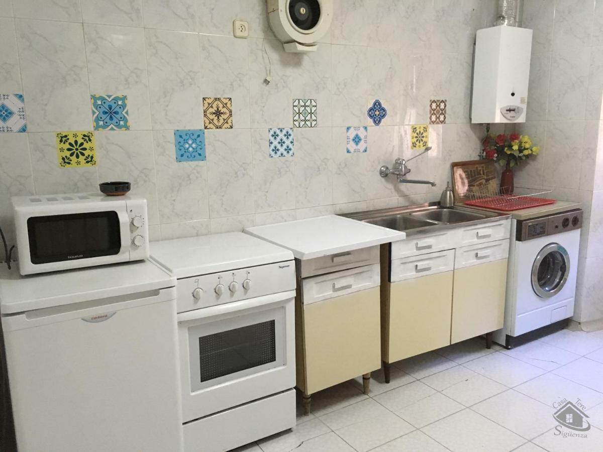 Casa Tere Apartment Сигуенца Екстериор снимка